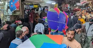 ১৮ বছরের নিষেধাজ্ঞা শেষে পাকিস্তানে আয়োজিত হলো বসন্ত উৎসব